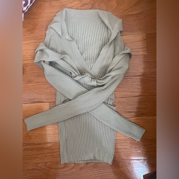 ❌SOLD❌Jacquemus Tops Size 36 - Picture 2 of 6